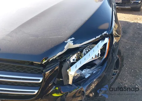 2019 Mercedes-Benz Glc 300 4Matic from USA, damaged, VIN WDC0G4KBXKV180184